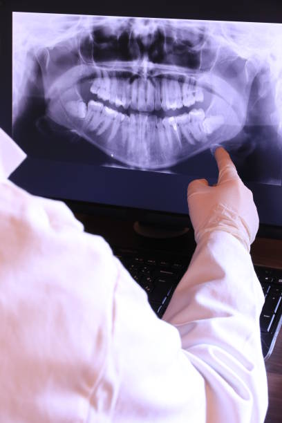 Emergency Gum Pain Relief in MO